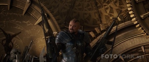 Thor-Ragnarok-2017-BDRip-x264-TRDUB-TORK.mkv_snapshot_00.06.52.jpg