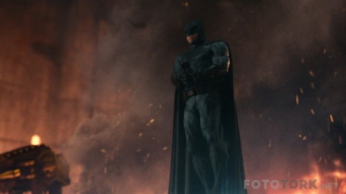 Adalet-Birligi---Justice-League-2017-1080p-BluRay-x264-DUAL-TR-ENG-TORK.mkv_snapshot_00.58.42.jpg