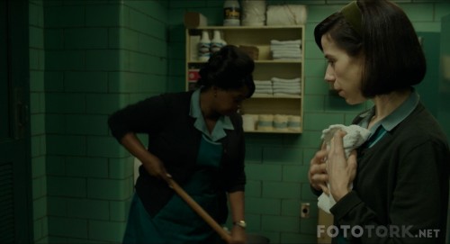 The-Shape-of-Water-2017-1080p-BluRay-H264-TR-Altyazi-TORK.mp4_snapshot_00.18.03.jpg