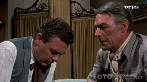 TRT.Gunduz.Sinemasi.Sundownda.Karar.Gunu.1957.HDTvRip.720p.AC3.by.TheWelleTy.TORK.mkv_003749953.png