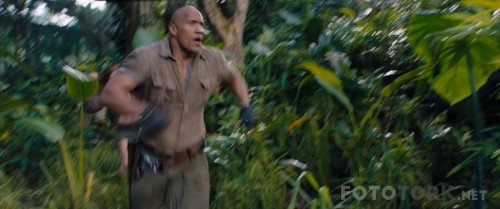 Jumanji-Welcome-to-the-Jungle-2017-720p-BluRay-x264-DUAL-TR-ENG-TORK.mkv_snapshot_00.23.13.jpg