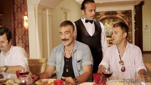 Vay-Basima-Gelenler-2-Bucuk-2014-1080p-WEB-DL-x264-AC3-TORK.mkv_snapshot_00.26.42.jpg