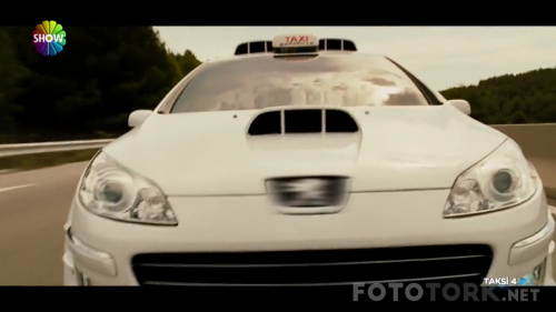 Taksi.4.2007.720p.HDTvRip.AC3.By.TheWelleTy.TORK.mkv_000388538.png