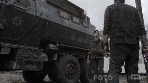 Fear-the-Walking-Dead-S04E01-720p-HDTV-x264-AVS-TORK.mkv_snapshot_29.25.jpg