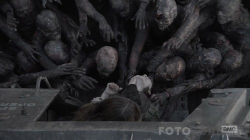 Fear-the-Walking-Dead-S04E08-720p-HDTV-x264-KILLERS-TR-Altyazi-TORK.mkv_snapshot_19.49.jpg