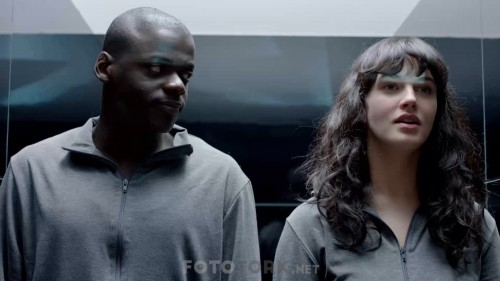 Black-Mirror-S01E02-Million-Merits-1080p-WEBRip-x265-HEVC-DUAL-TR-ENG-TORK.mkv_snapshot_00.26.32.jpg