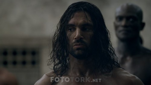 Spartacus-Gods-of-the-Arena---Spartakus-Arenanin-Ilahlari-E02.mkv_snapshot_34.16.jpg