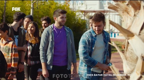Enes.Batur.Hayal.mi.Gercek.mi.2018.1080p.AC3.by.TheWelleTy.TORK.mkv_snapshot_00.32.51.544.jpg