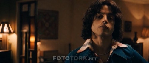 Bohemian-Rhapsody-2018-720p-DVDScr-x264-TORK.mkv_snapshot_00.05.04.324.jpg