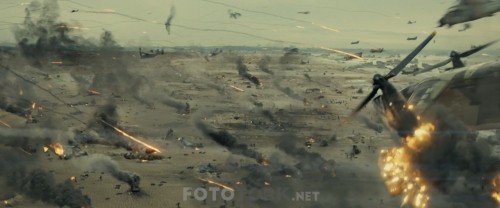 Yarinin-Sinirinda---Edge-of-Tomorrow-2014-1080p-BluRay-x265-HEVC-DUAL-TR-ENG-TORK.mkv_snapshot_00.22.09.jpg