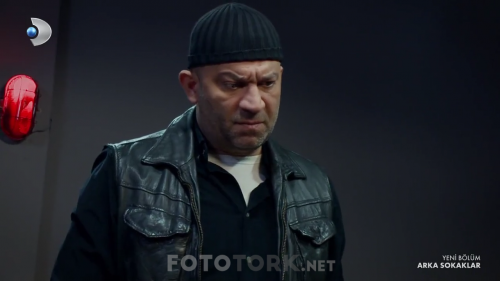 Arka.Sokaklar.BL.503.HDTvRip.720p.AC3.by.TheWelleTy.TORK.mkv_007179288.png
