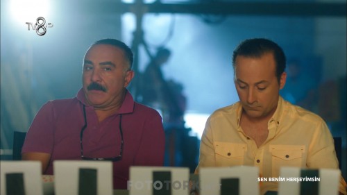 Sen.Benim.Herseyimsin.2016.1080p.HDTvRip.x264.AC3.by.cideli37.TORK.mkv_snapshot_00.50.53.jpg