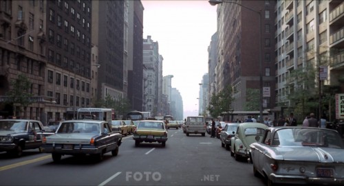 Rosemarys-Baby-1968-1080p-BluRay-x264-DUAL-TR-ENG-TORK.mkv_snapshot_01.35.59.701.jpg