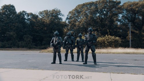 Alien-Warfare-2019-1080p-WEB-DL-x264-DUAL-TR-ENG-TORK.mkv_snapshot_00.43.15.352.jpg