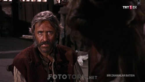 TRT.Gunduz.Sinemasi.Bir.Zamanlar.Batida.1968.HDTvRip.720p.AC3.by.TheWelleTy.TORK.mkv_20190407_124649.702.jpg