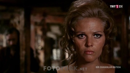 TRT.Gunduz.Sinemasi.Bir.Zamanlar.Batida.1968.HDTvRip.720p.AC3.by.TheWelleTy.TORK.mkv_20190407_124653.817.jpg