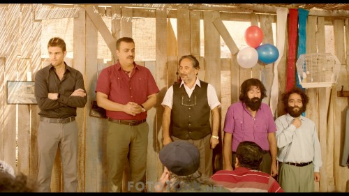 Ay-Lav-Yu-Tuu-2017-1080p-NF-WEB-DL-H264-SanSurSuz-TORK.mp4_snapshot_00.42.27_2019.04.12_22.02.31.jpg