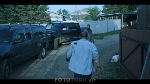 Black-Summer-2019-S01E01-Insan-Seli-NF-1080p-WEB-DL-x264-DUAL-TR-ENG-TORK.mkv_snapshot_16.14.458.jpg
