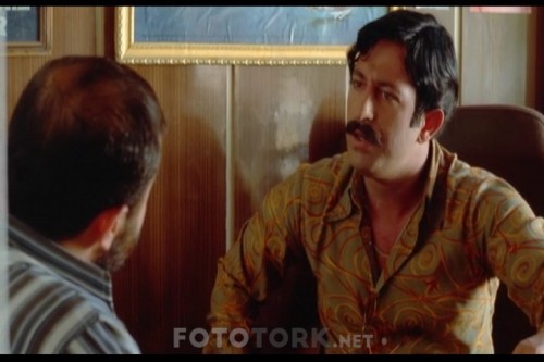 Vizontele-2001-480p-NF-WEB-DL-H264-TORK.mp4_snapshot_00.13.44.085.jpg
