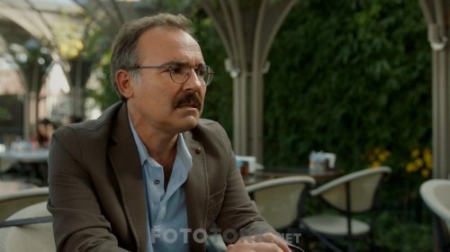 Aile-Arasinda-2017-720p-WEB-DL-x264-SanSurSuz-TORK.mkv_snapshot_00.13.16.jpg