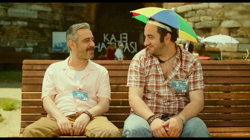 Sansimi-Seveyim-2017-1080p-NF-WEB-DL-H264-SanSurSuz-TORK.mp4_snapshot_00.05.52_2019.04.17_08.26.30.jpg