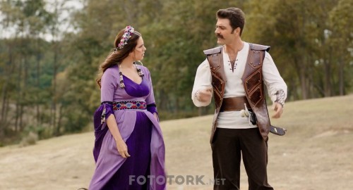 Deli-Dumrul-2017-1080p-WEB-DL-x264-SanSurSuz-TORK.mkv_snapshot_00.14.15.jpg