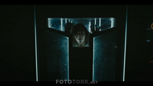 origin.s01e01.internal.1080p.web.h264-convoy.mkv_snapshot_38.22_2019.04.21_09.14.26.jpg