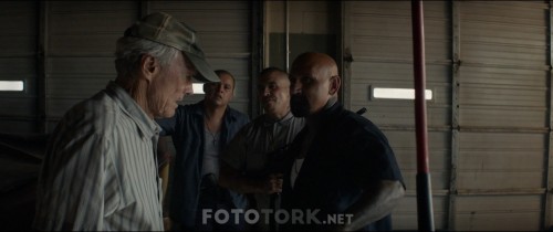Kacakci---The-Mule-2018-1080p-BluRay-x264-DUAL-TR-ENG-TORK.mkv_snapshot_00.12.31.719.jpg