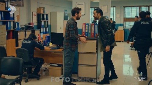 Leke.BL.03.HDTvRip.720p.AC3.by.cideli37.TORK.mkv_snapshot_00.02.56.jpg