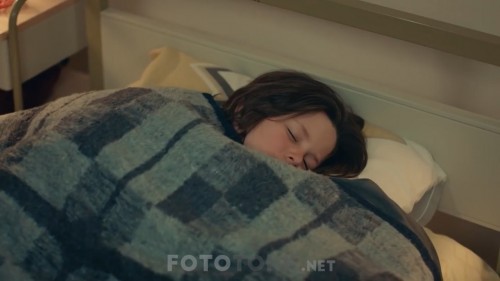 Leke.BL.03.WEBRip.720p.AC3.by.cideli37.TORK.mkv_snapshot_00.28.20.320.jpg