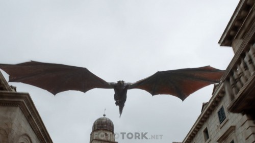game.of.thrones.s08e05.1080p.web.h264-memento.mkv_snapshot_00.45.57.518.jpg