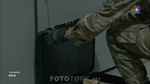 Avlu.BL.43.HDTvRip.720p.AC3.by.TheWelleTy.TORK.mkv_000747320.png