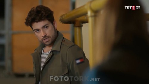Elimi.Birakma.BL.42.WEBRip.720p.AAC.by.cideli37.TORK.mkv_snapshot_01.38.48.958.jpg