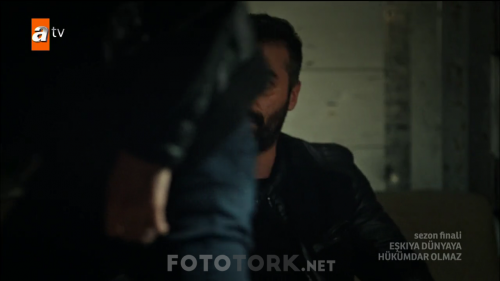 Eskiya.Dunyaya.Hukumdar.Olmaz.BL.139.Sezon.Final.Bolum.HDTvRip.720p.AC3.by.TheWelleTy.TORK.mkv_004153392.png