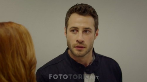 Zalim.Istanbul.BL.09.Sezon.Finali.WEBRip.720p.AAC.by.cideli37.TORK.mkv_snapshot_00.29.29.480.jpg