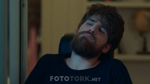 Zalim.Istanbul.BL.09.Sezon.Finali.WEBRip.720p.AAC.by.cideli37.TORK.mkv_snapshot_02.05.05.000.jpg