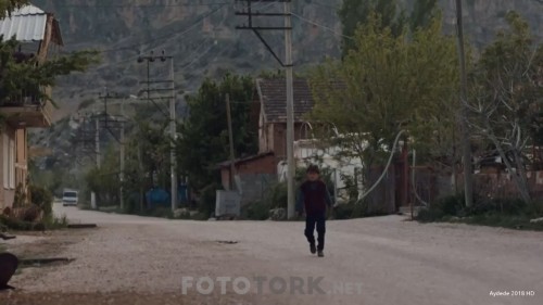 Aydede.2018.WEBRip.720p.AC3.x264.by.cideli37.TORK-.mkv_snapshot_01.27.02.jpg