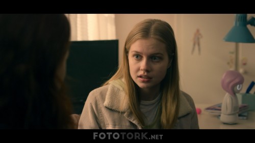 Black.Mirror.S05E03.Rachel.Jack.and.Ashley.Too.1080p.NF.WEB-DL.DDP5.1.x264.DUAL.TR-EN.TORK.mkv_snapshot_00.45.31.573.jpg