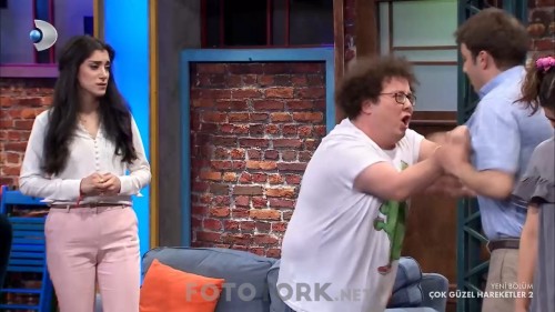 Cok-Guzel-Hareketler-2-09.06.2019-WEBRip-720p-AAC-by-cideli37-TORK.mkv_snapshot_01.38.44.jpg