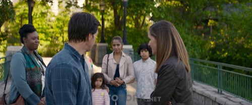 Instant.Family.2018.1080p.BluRay.AC3.DuaL.TR-ENG.TORK.mkv_snapshot_01.18.09.482.jpg