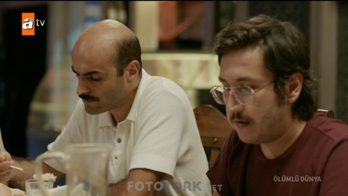Olumlu.Dunya.2018.HDTvRip.1080p.x264.AC3.by.cideli37.TORK.mkv_snapshot_00.04.17.jpg