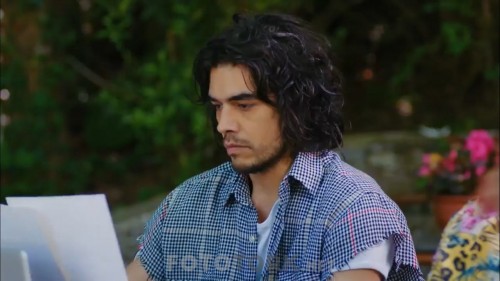 Erkenci.Kus.BL.47.WEBRip.720p.AAC.by.cideli37.TORK.mkv_snapshot_00.48.00.200.jpg
