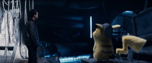 Pokemon.Detective.Pikachu.2019.1080p.BluRay.H264.DUAL.TR-ENG.TORK.mkv_snapshot_01.02.39.802.jpg