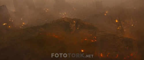 Godzilla.King.of.the.Monsters.2019.720p.BluRay.x264.AC3.DUAL.TORK.mkv_snapshot_02.00.02.996.jpg
