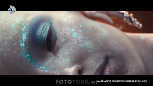 Valerian.ve.Bin.Gezegen.Imparatorlugu.2017.HDTvRip.x264.TRDUB.AC3.by.cideli37.TORK.mkv_snapshot_00.04.29.jpg