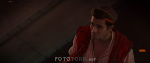 Aladdin.2019.1080p.BluRay.x264.AC3.DUAL.TR-ENG.TORK.mkv_snapshot_01.52.39.760.jpg