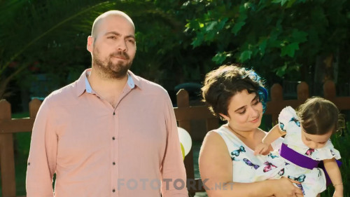 Oha.Diyorum.2017.WEB-DL.720p.AAC.by.cideli37.TORK.mkv_snapshot_01.23.22.jpg