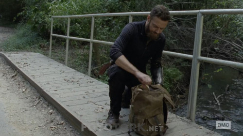 The-Walking-Dead-S10E07-720p-WEB-DL-H264-XLF.mkv_snapshot_10.14.614.jpg