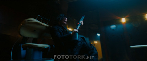 John.Wick.Chapter.3.Parabellum.2019.BluRay.1080p.x264.DUAL.AC3.TORK.mkv_snapshot_01.39.13.156.jpg