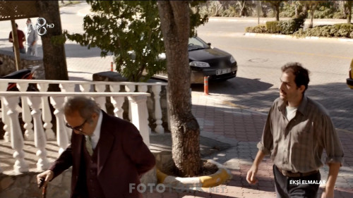 Eksi.Elmalar.2016.HDTvRip.1080p.x264.AC3.by.cideli37.TORK-.mkv_snapshot_01.31.18.904.jpg
